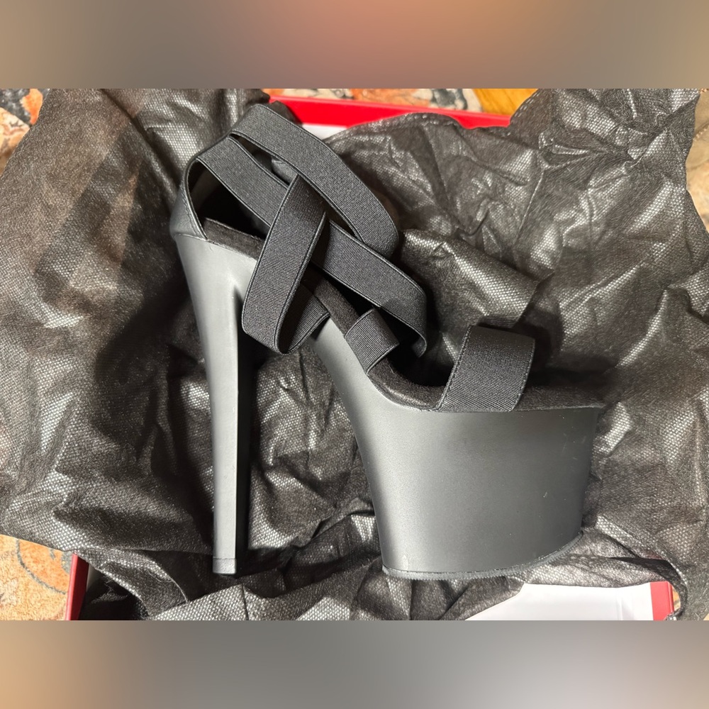 Pleaser Black Strappy Platform Heels - Picture 2 of 6